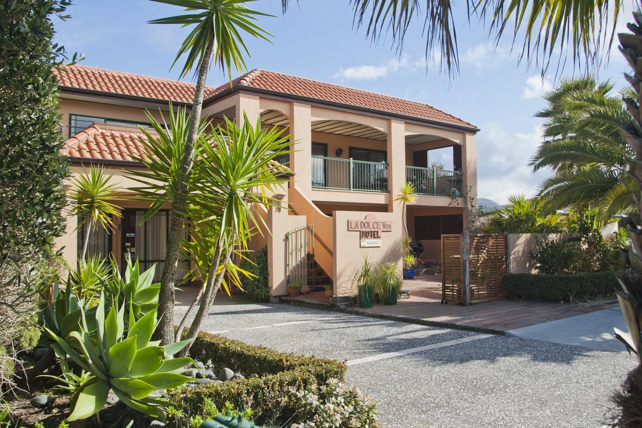 La Dolce Vita Whangamata Exteriör bild